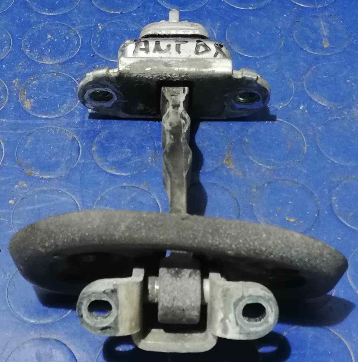 TIRANTE PORTIERA ANT DX FIAT CROMA 1.9 MJT 2007 51838687'<br />