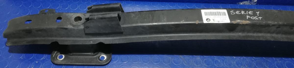 TRAVERSA ANTERIORE BMW SERIE 1 120d 2007 716418912<br /><br /><br />