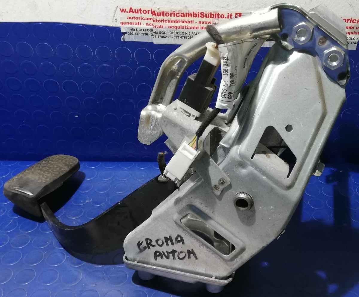 PEDALIERA FIAT CROMA 2.4 JTD 2006 71753059<br /><br /><br />