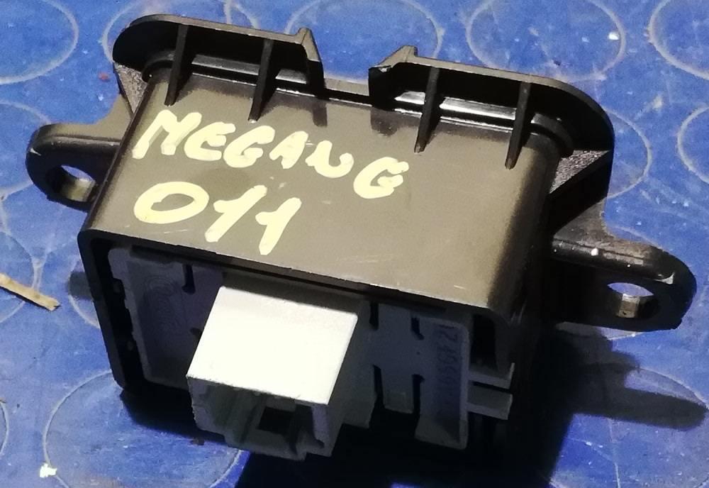 PULSANTE CRUISE CONTROL RENAULT MEGANE 2011 MEGANE001<br /><br /><br /><br />