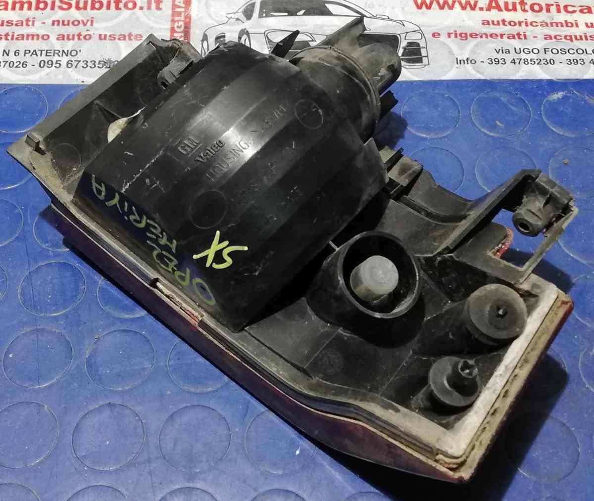 FANALE SX INFERIORE OPEL MERIVA 1.7 93295362<br /><br /><br />