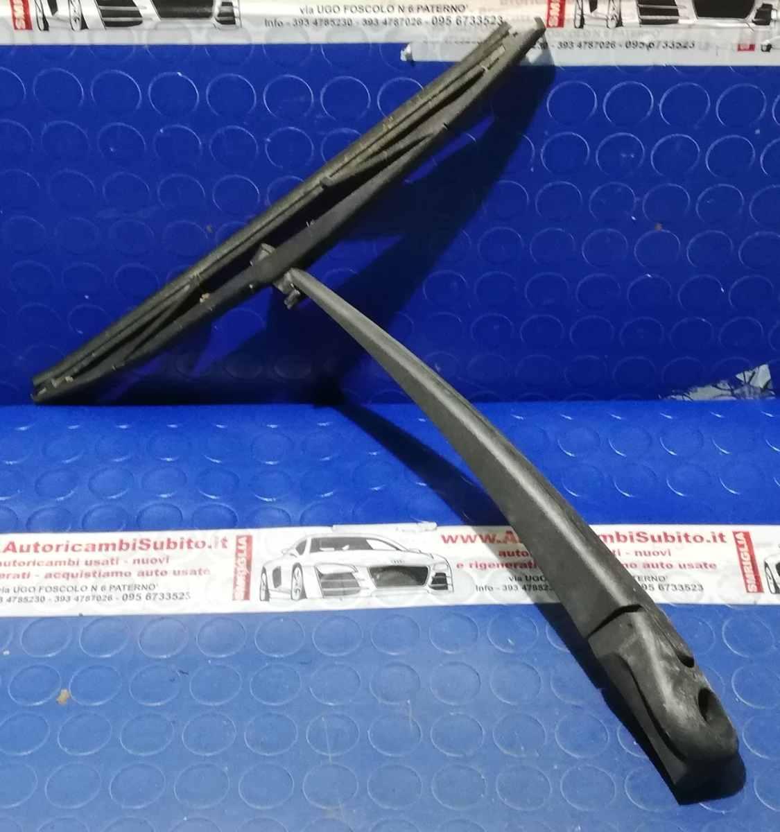 BRACCIO TERGICRISTALLO POST RENAULT LAGUNA  2005 7701047871<br /><br /><br />