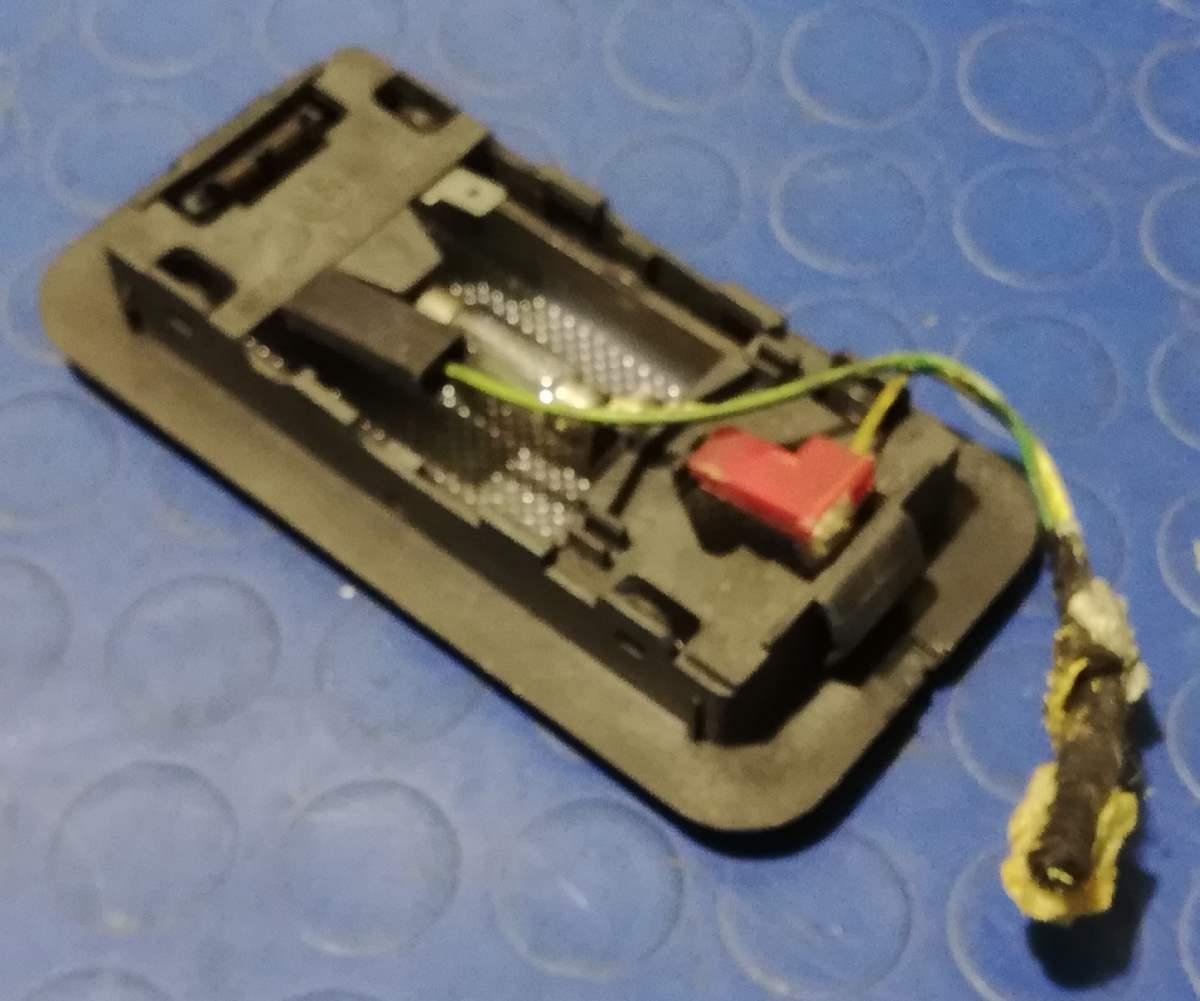 PLAFONIERA POSTERIORE FIAT SCUDO 2006 1479269899P<br /><br /><br />