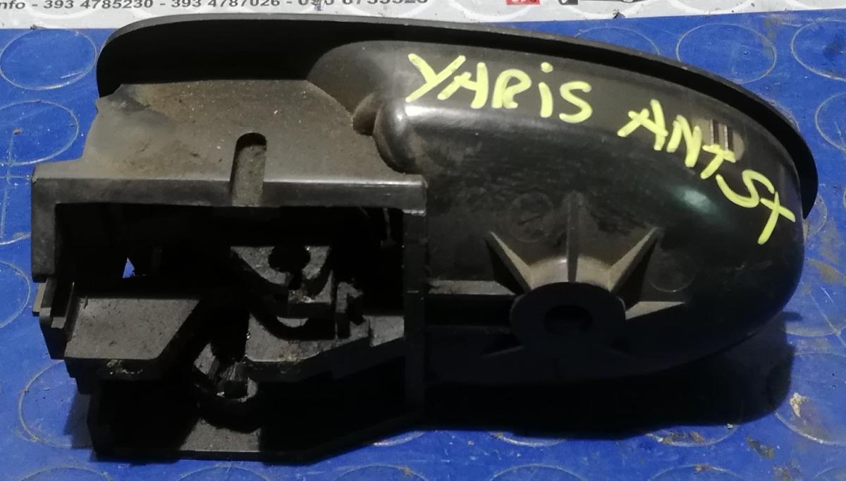 MANIGLIA ANT SX TOYOTA YARIS 2007 692060D090B0<br /><br /><br />