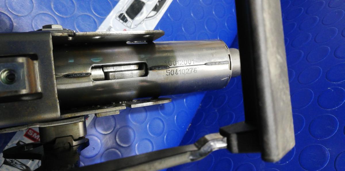 PIANTONE STERZO ELETTRONICO FIAT IDEA 1.3 MJT 2007 50410276<br /><br /><br />