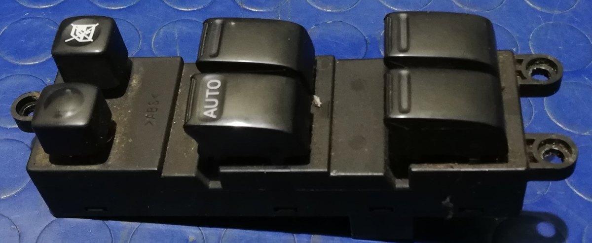 PULSANTIERA ALZAVETRI ANT SX NISSAN PRIMERA 1.9 DCI 2006 25401AV640<br /><br /><br />