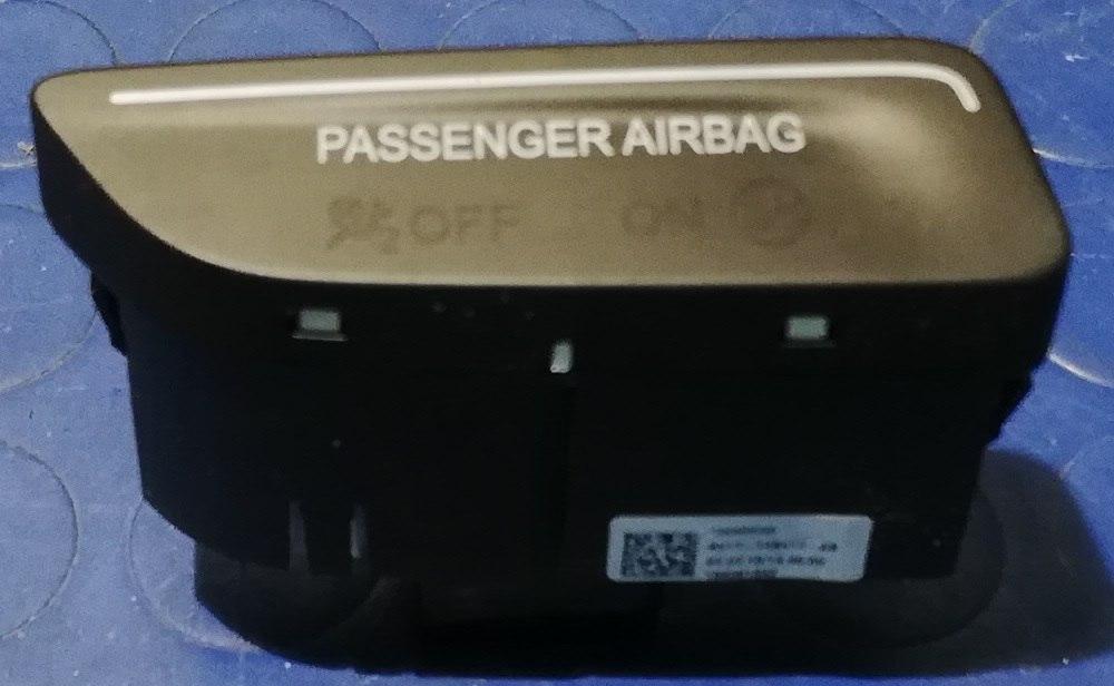 PULSANTE AIRBAG OFF FORD B-MAX 1.5 TDCi 75CV 2015 AV1T14B418AB<br /><br /><br />