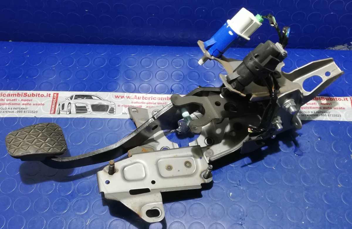PEDALE FRENO FORD B-MAX 1.5 TDCi 75CV 2015 8V218K218B<br /><br /><br />
