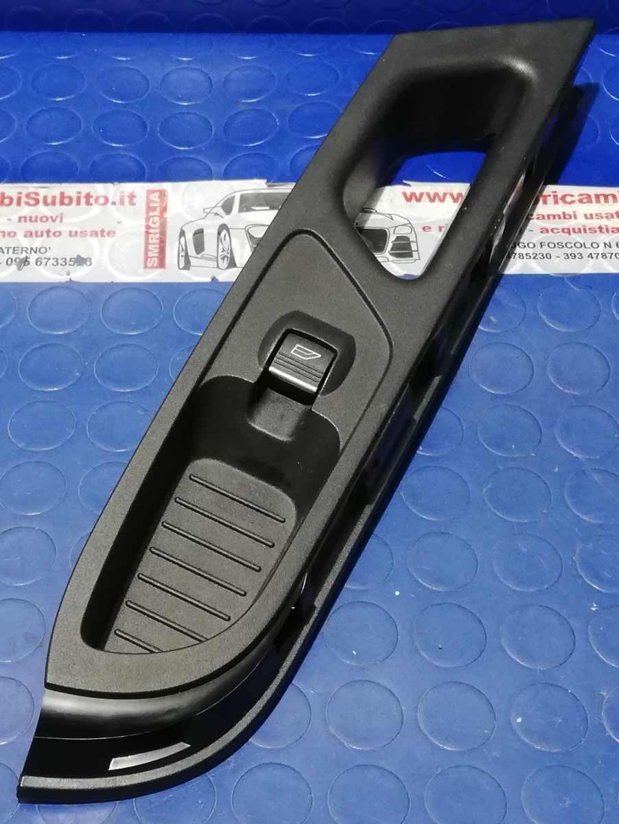 PULSANTE ALZAVETRO ANT DX FORD B-MAX 1.5 TDCi 75CV 2015 1850432A<br /><br /><br />