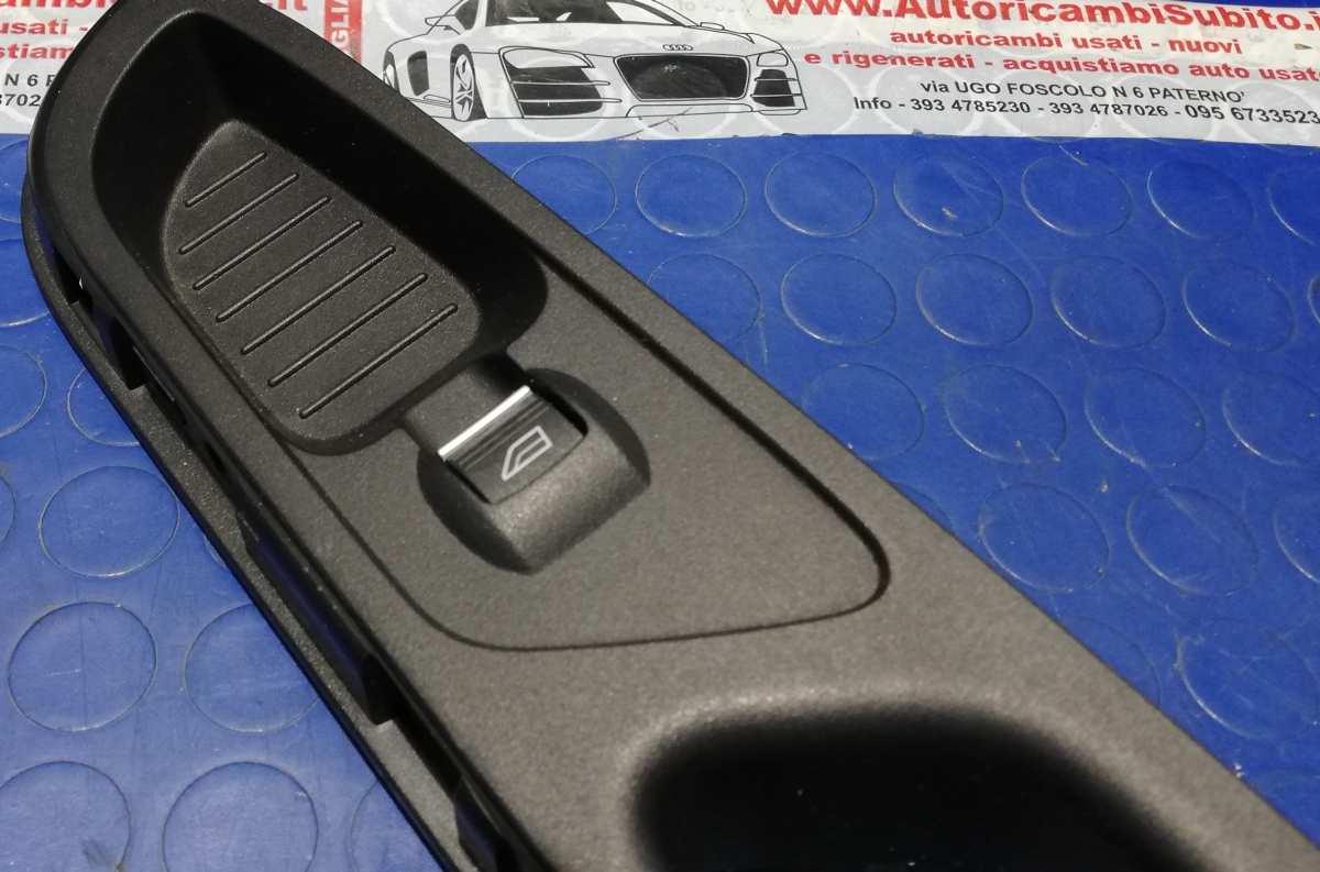 PULSANTE ALZAVETRO ANT DX FORD B-MAX 1.5 TDCi 75CV 2015 1850432A<br /><br /><br />