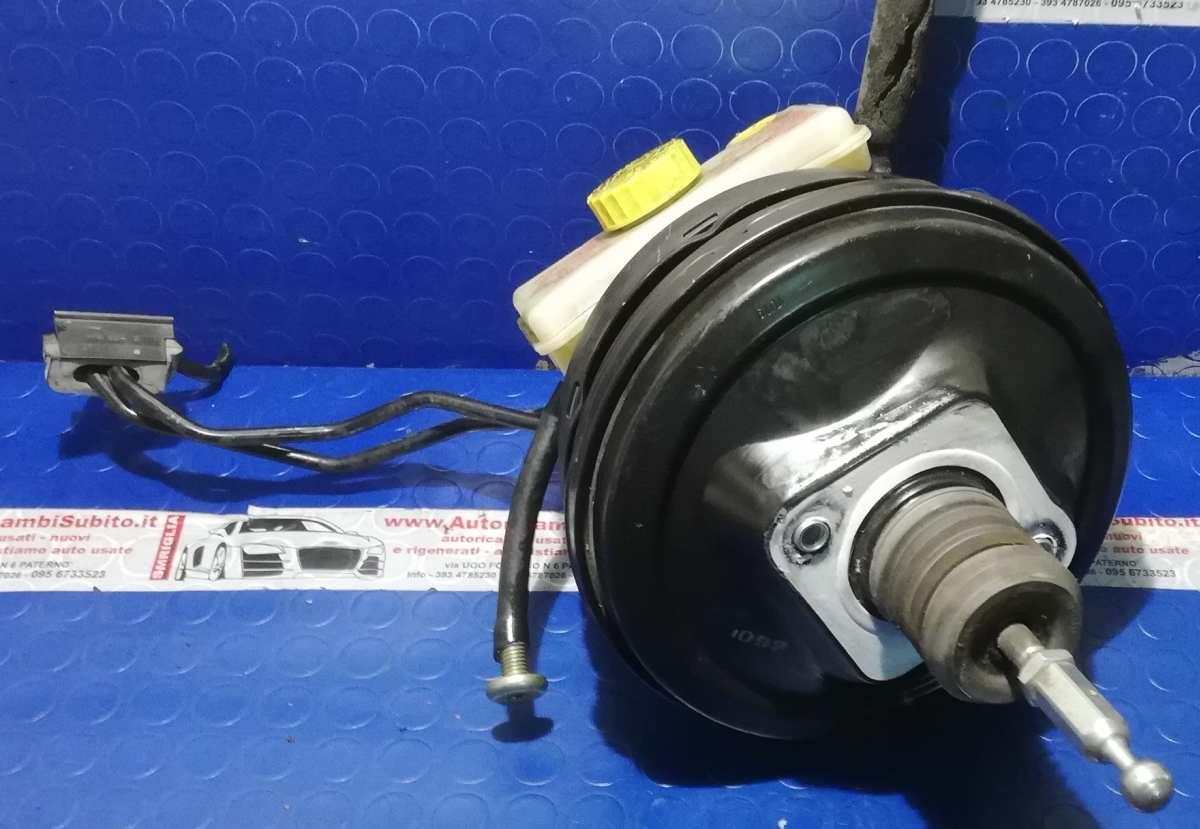 POMPA SERVOFRENO AUDI A4 2.0 TDI 2007 8E0612105P<br /><br /><br />