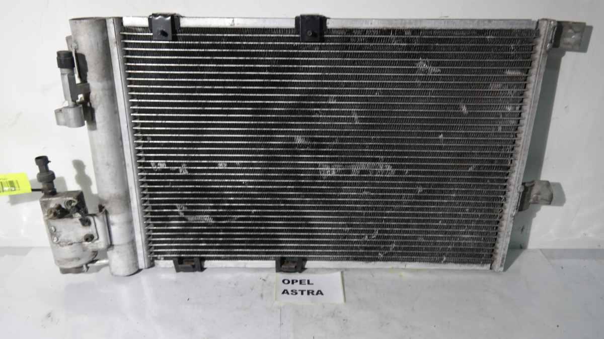Opel astra 2000 tdi radiatore aria condizionata