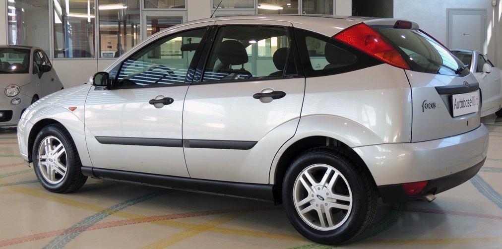 Tubo aspirazione ford focus 1.8 tdi 3m519a673