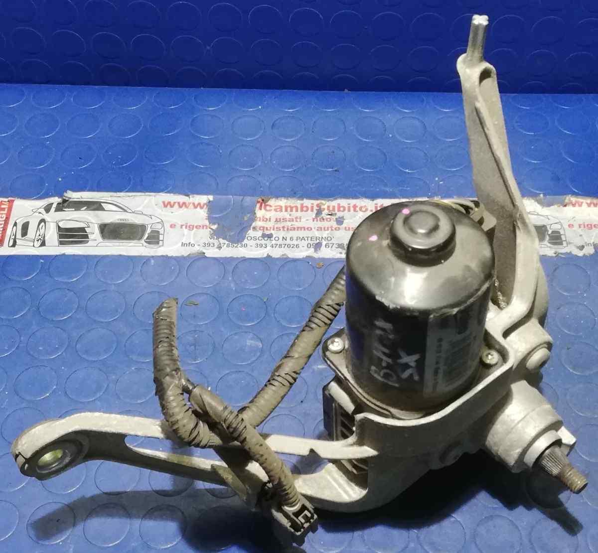 MOTORINO TERGICRISTALLO SX FORD B MAX 2015 1.6 TDI 95CV AV1117504AD<br /><br /><br />