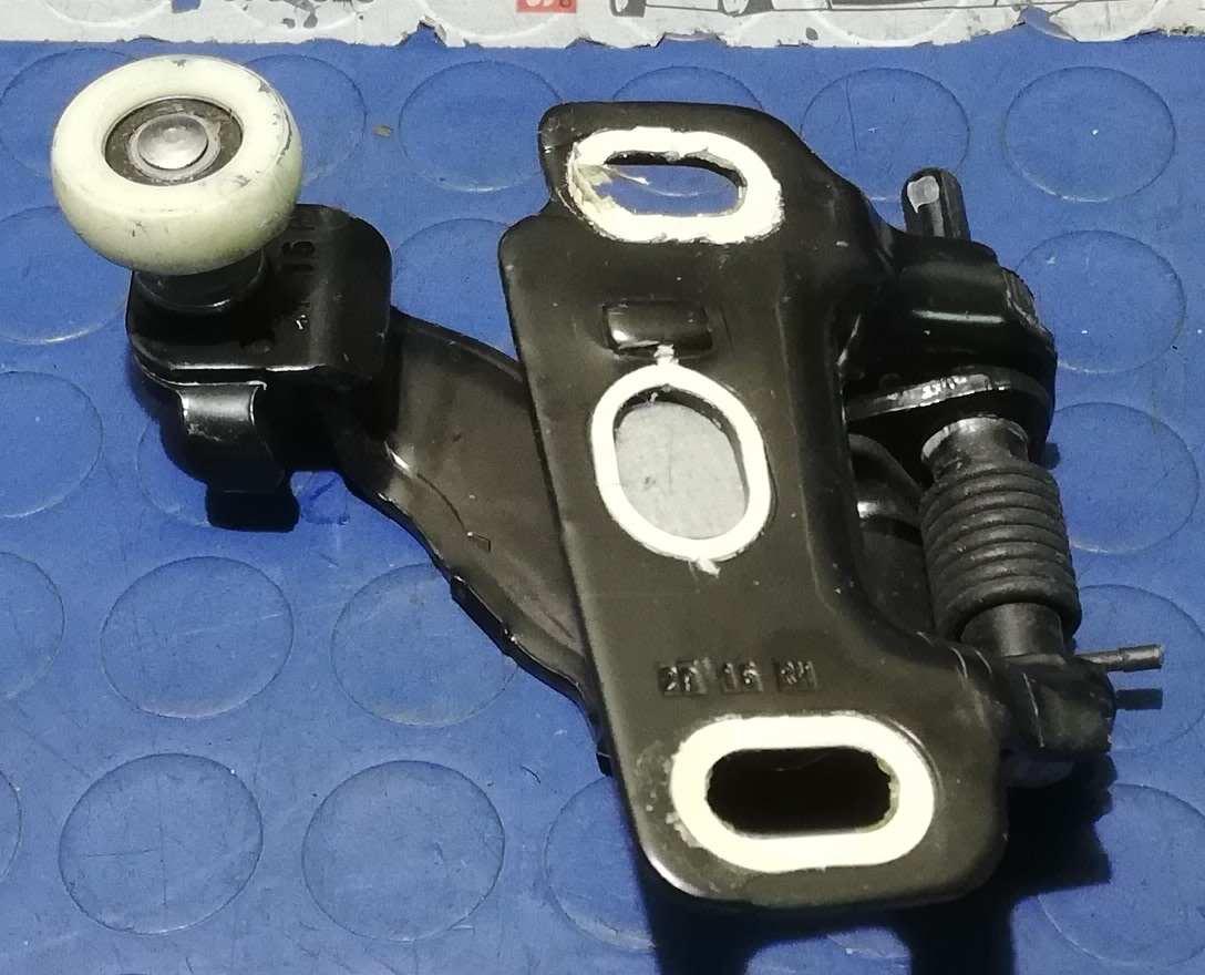 CERNIERA SUPERIORE POST DX FORD B MAX 2015 1.6 TDI  AV11R25028AE<br /><br /><br />