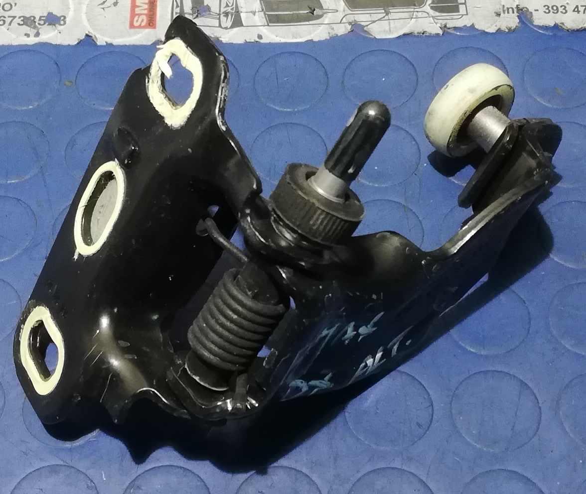 CERNIERA SUPERIORE POST DX FORD B MAX 2015 1.6 TDI  AV11R25028AE<br /><br /><br />