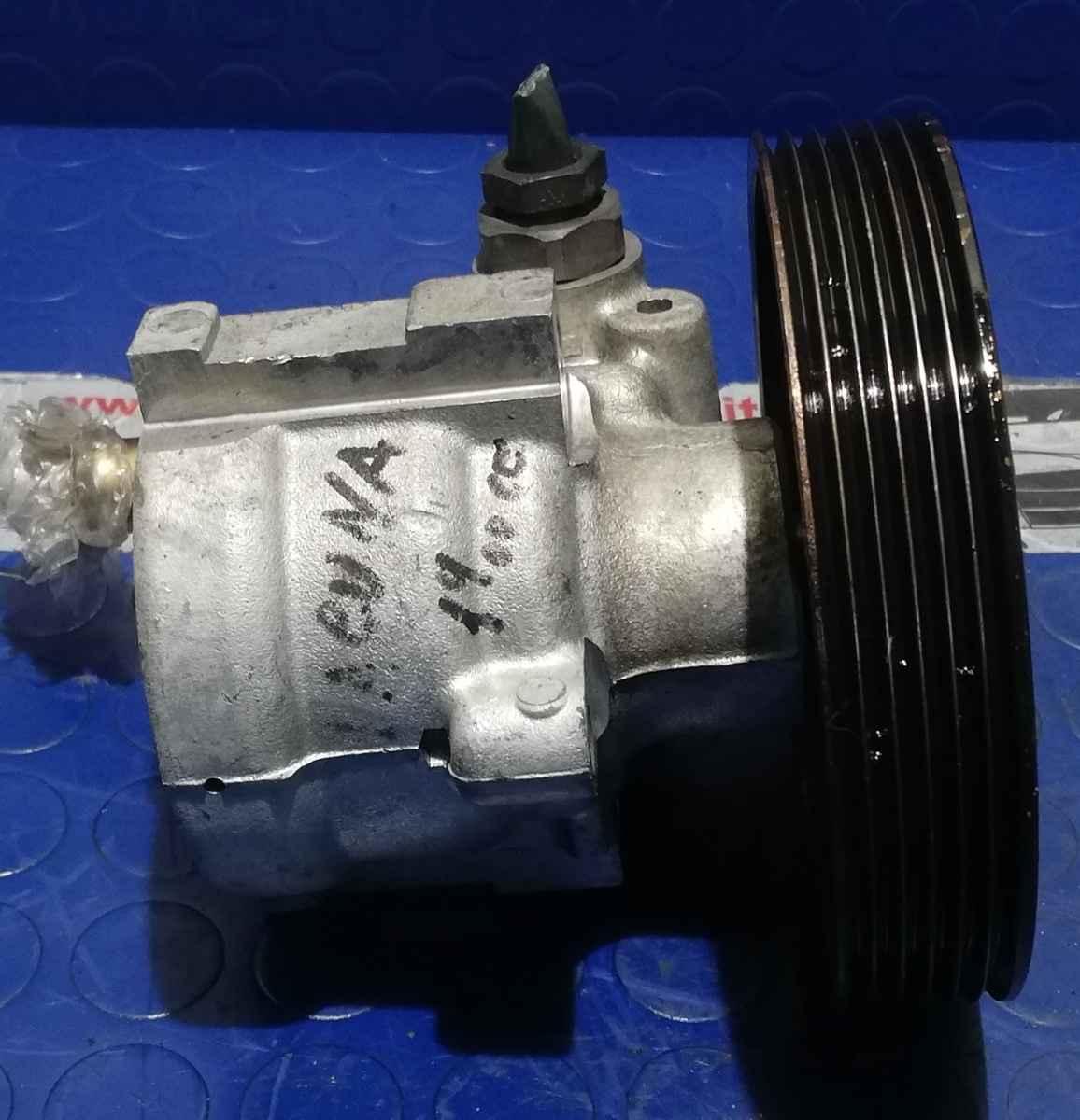 POMPA IDROGUIDA RENAULT LAGUNA 1.9 CDI 8200100082<br /><br /><br />