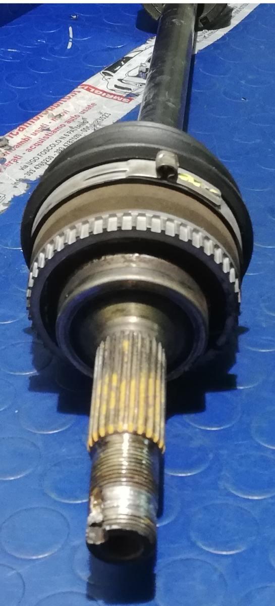 SEMIASSE DX TOYOTA YARIS 2004 BZ 434100D010<br /><br /><br />