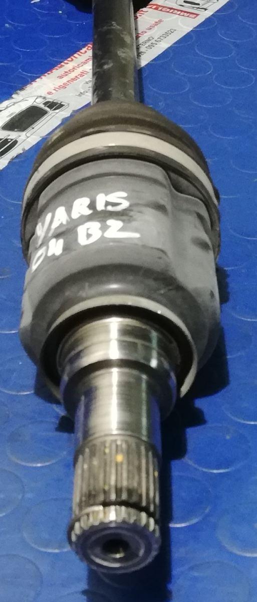 SEMIASSE SX TOYOTA YARIS 2004 BZ 434200D010<br /><br /><br />