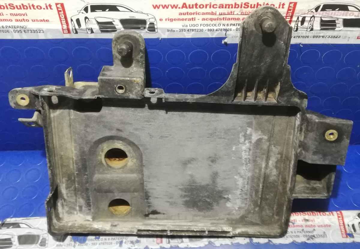 PORTA BATTERIA SMART FORFOUR 1.1 W454 FORFOUR001<br /><br /><br />