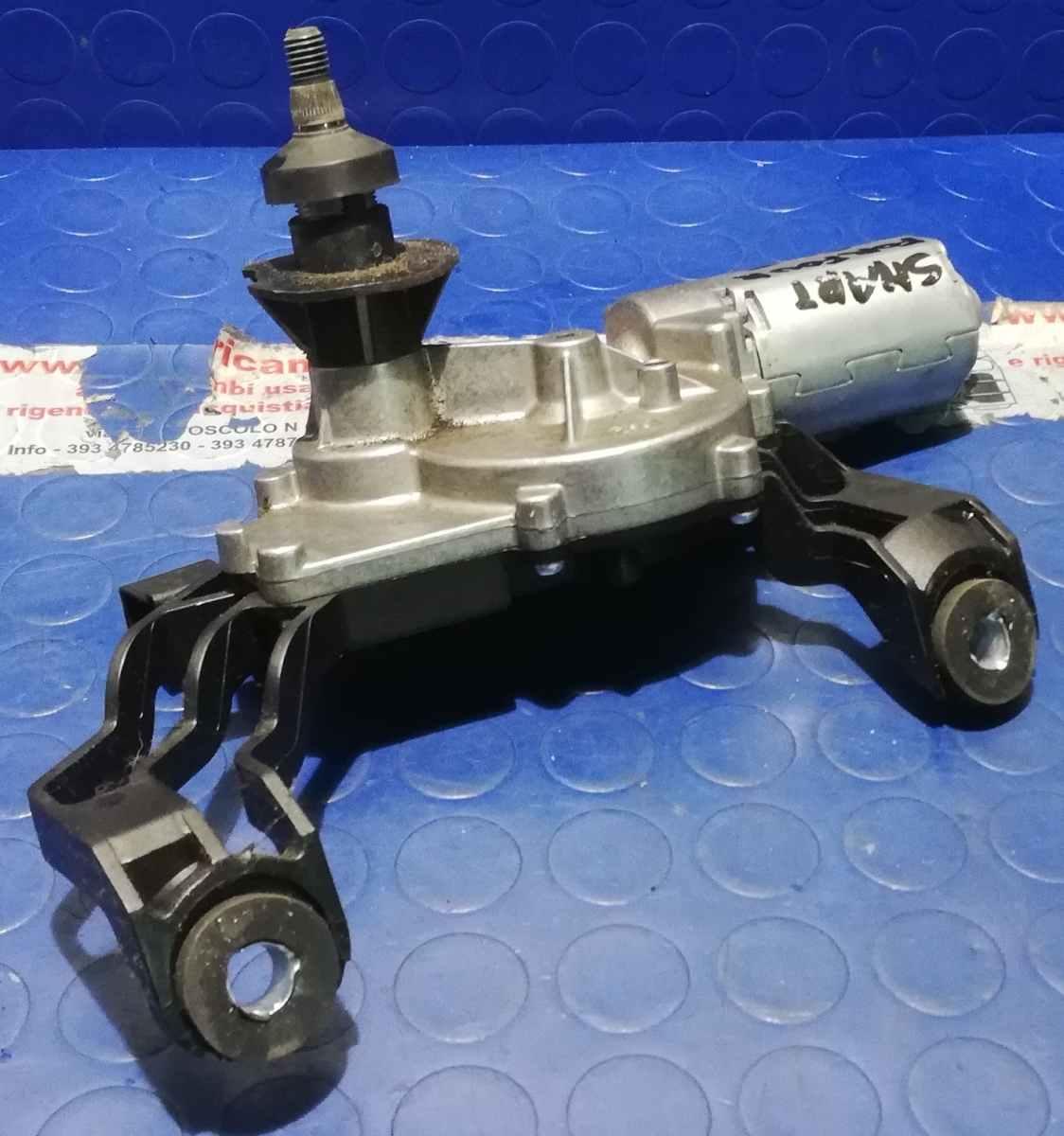 MOTORINO TERGICRISTALLO POST SMART FORFOUR 1.1 W454 A4548200208<br /><br /><br />