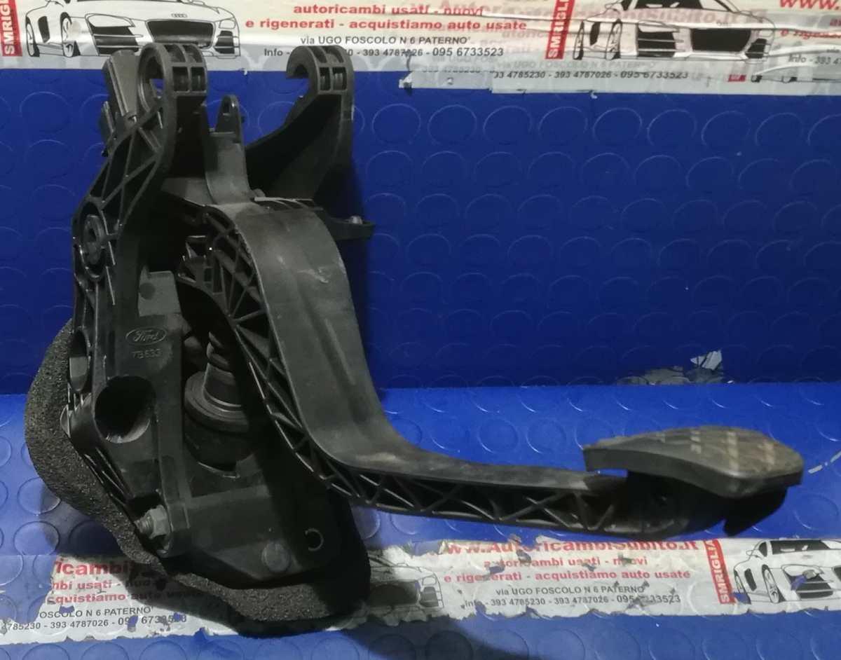 PEDALE FRIZIONE FORD B MAX 2015 1.6 TDI AY117B633AC<br /><br /><br />