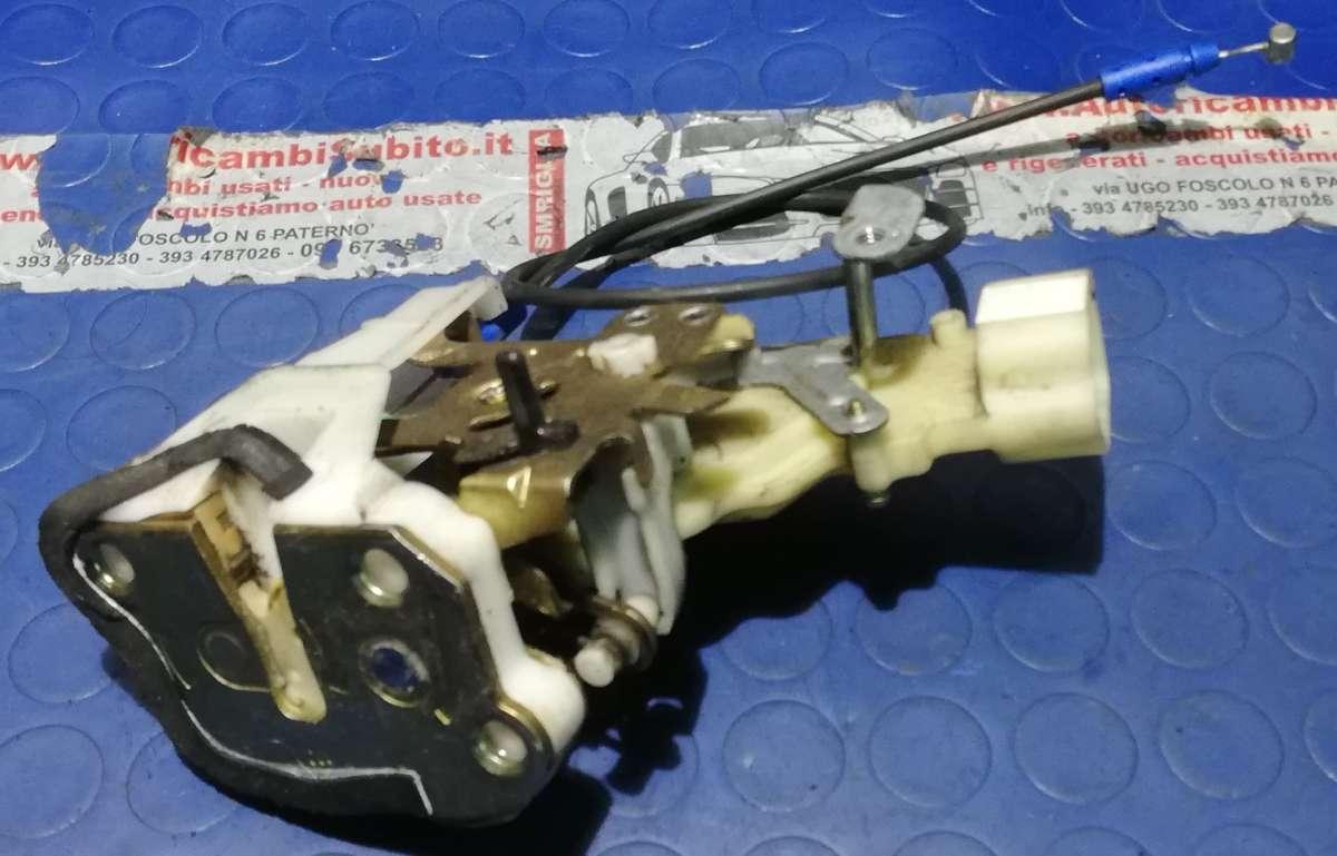 CHIUSURA PORTIERA POST SX TOYOTA YARIS 2004 1.0 BZ 693400D010<br /><br /><br />