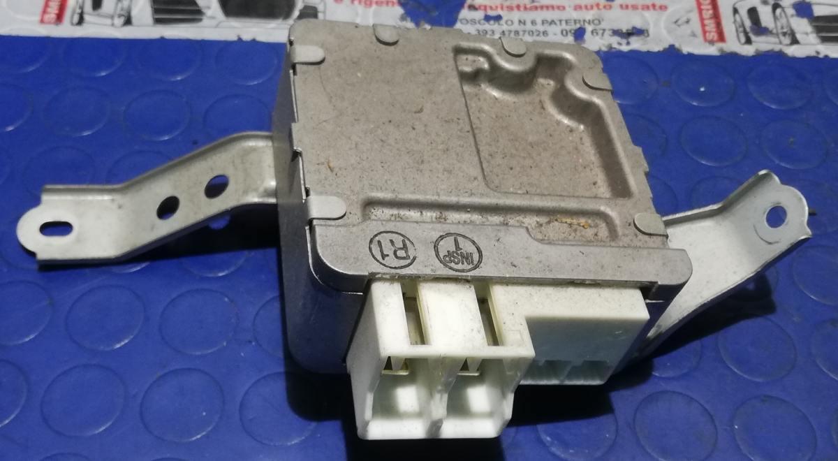 CENTRALINA SERVOSTERZO TOYOTA YARIS 2004 1.0 BZ 896500D30<br /><br /><br />