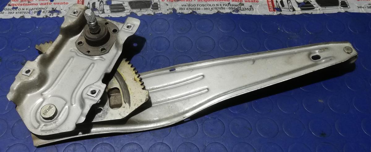 ALZACRISTALLO POST SX TOYOTA YARIS 2004 1.0 BZ 698400D020<br /><br /><br />