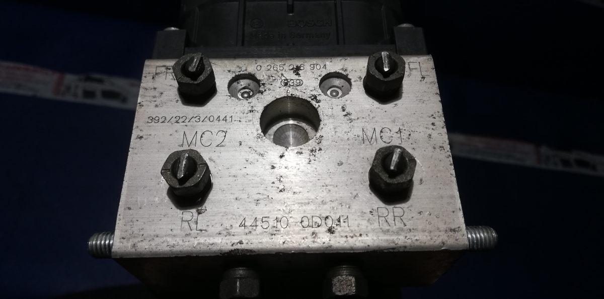 CENTRALINA ABS TOYOTA YARIS 2004 1.0 BZ 445100D011 <br />