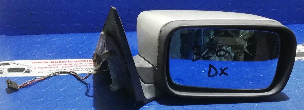 SPECCHIETTO DX BMW SERIE 3 320 E46 2000 51167890828<br /><br /><br />