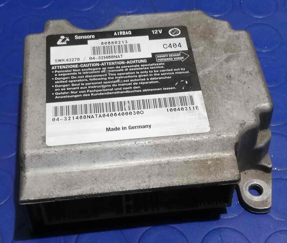 CENTRALINA AIRBAG ALFA ROMEO 156 1.9 JTD 60680213<br /><br /><br />