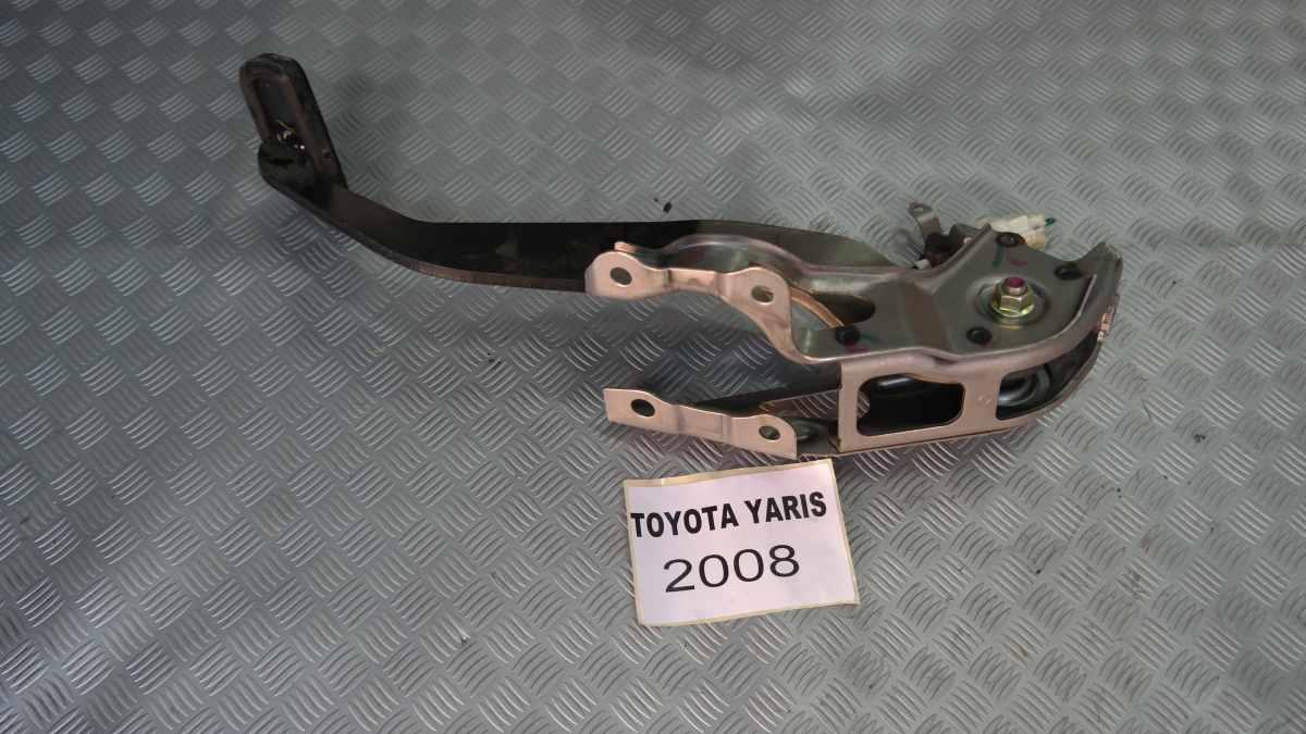 Toyota yaris 1400 diesel pedale freno (cambio automatico)