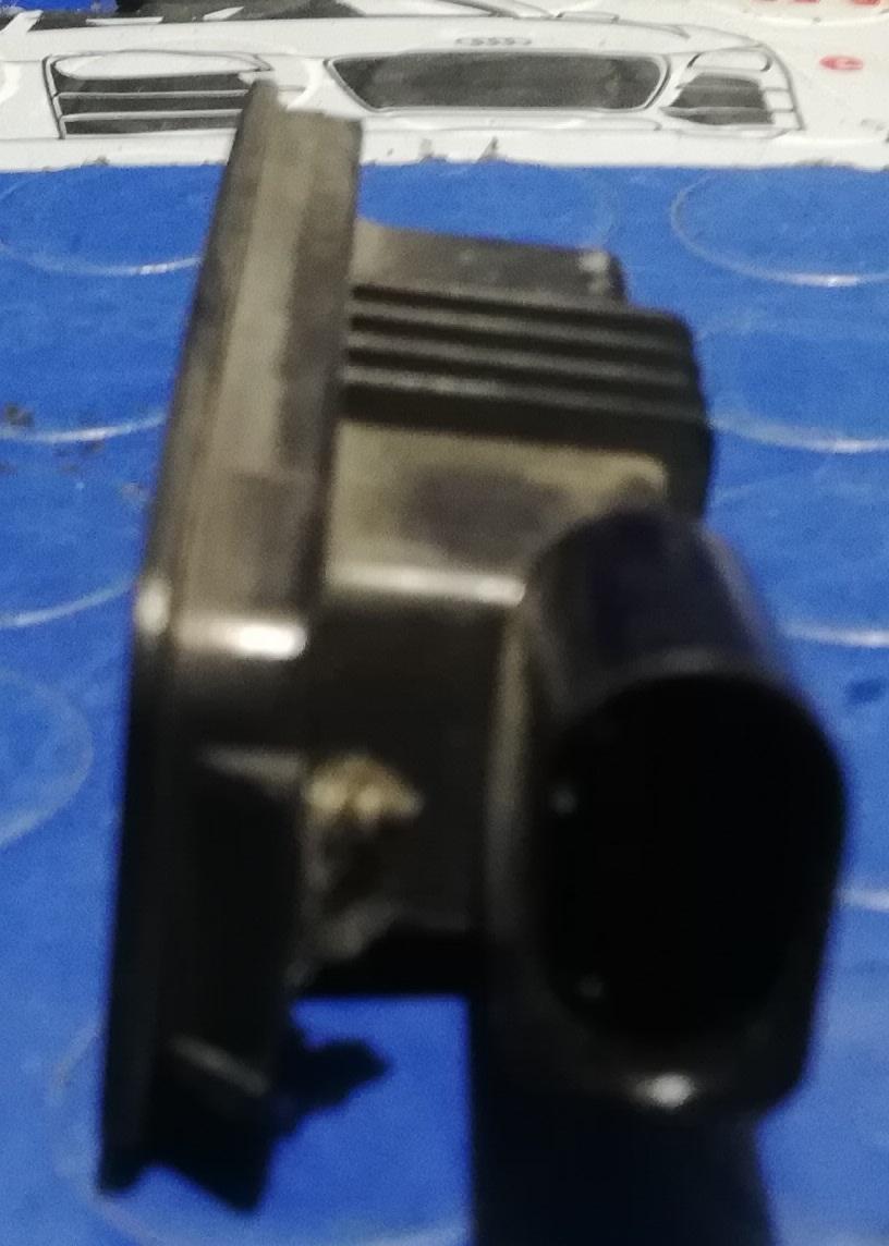 LUCE TARGA SUZUKI SWIFT 2006 990E012216<br /><br /><br />