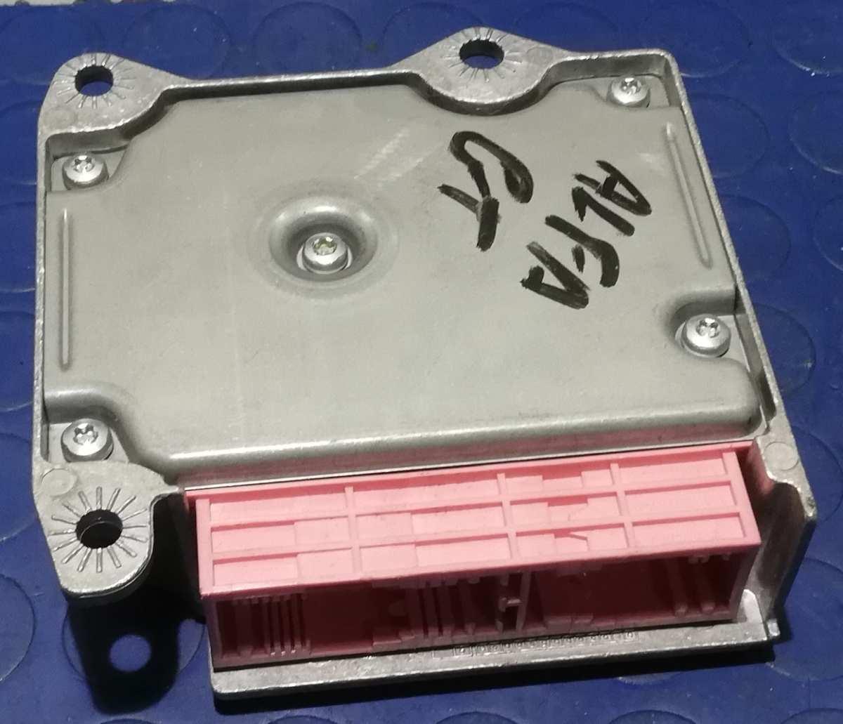 CENTRALINA AIRBAG ALFA ROMEO GT 1.9 JTD 2005 60683300<br /><br /><br />