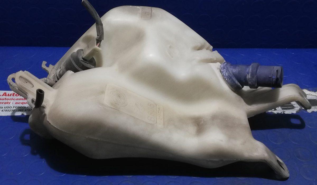 VASCHETTA ACQUA VETRI ALFA ROMEO GT 1.9 JTD 2005 60687968<br /><br /><br /><br />