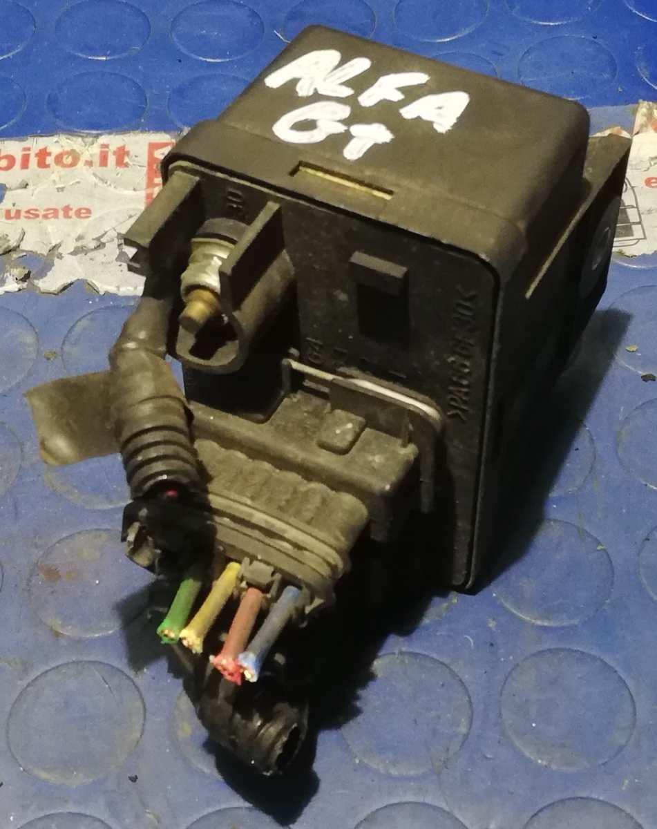 CENTRALINA CANDELETTE ALFA ROMEO GT 1.9 JTD 2005 55193073<br /><br /><br />