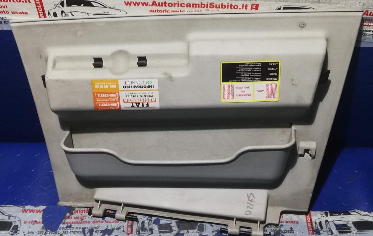 SPORTELLO PORTAOGGETTI FIAT STILO 1.9 JTD 2006 71735475<br /><br /><br />