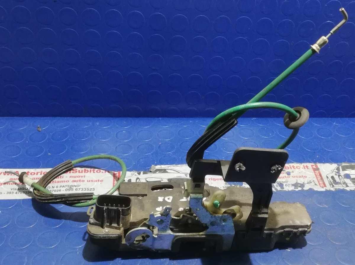 CHIUSURA PORTIERA ANT DX FIAT STILO 1.9 JTD 2005 51753227<br /><br /><br />