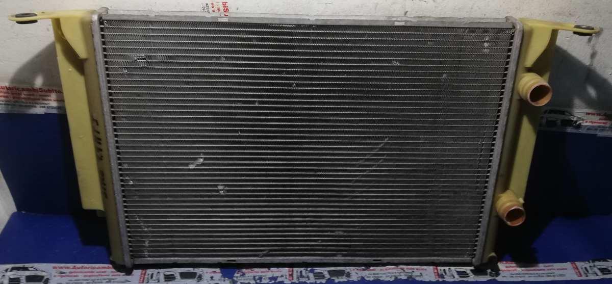 RADIATORE ACQUA FIAT STILO 1.9 JTD 2005 46745809<br /><br /><br /><br />