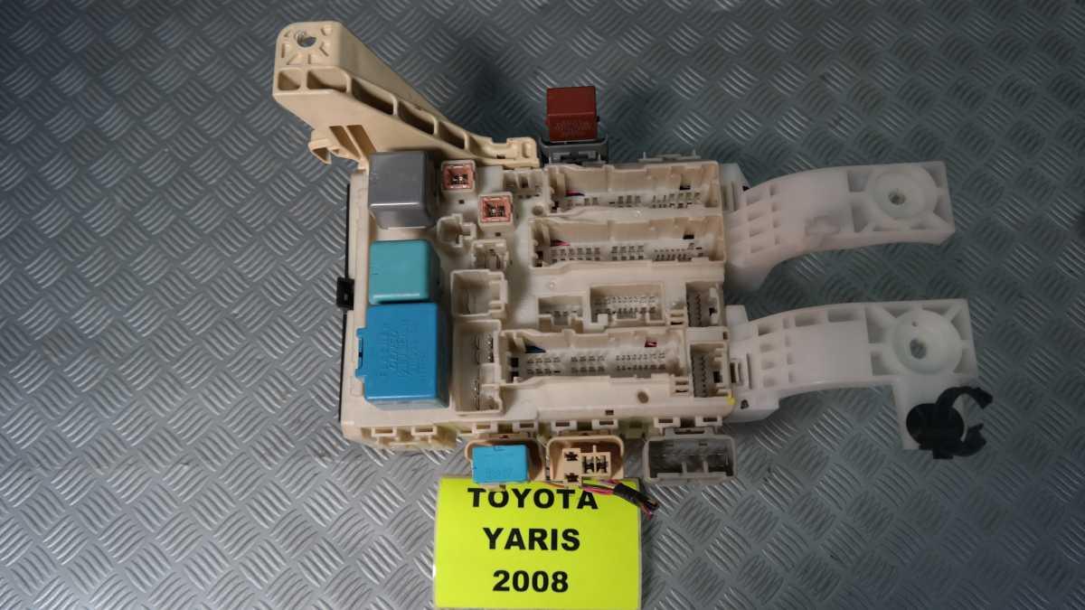 Toyota yaris 1400 diesel 50724-0171 body computer
