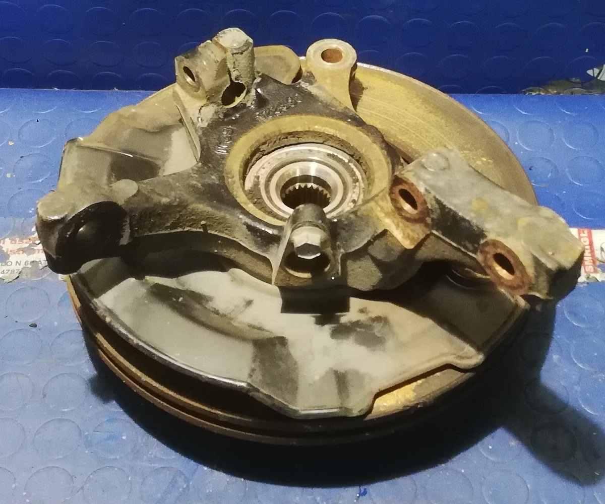 MONTANTE ANT DX SUZUKI SWIFT 1.3 BZ 4511162J100<br /><br /><br />