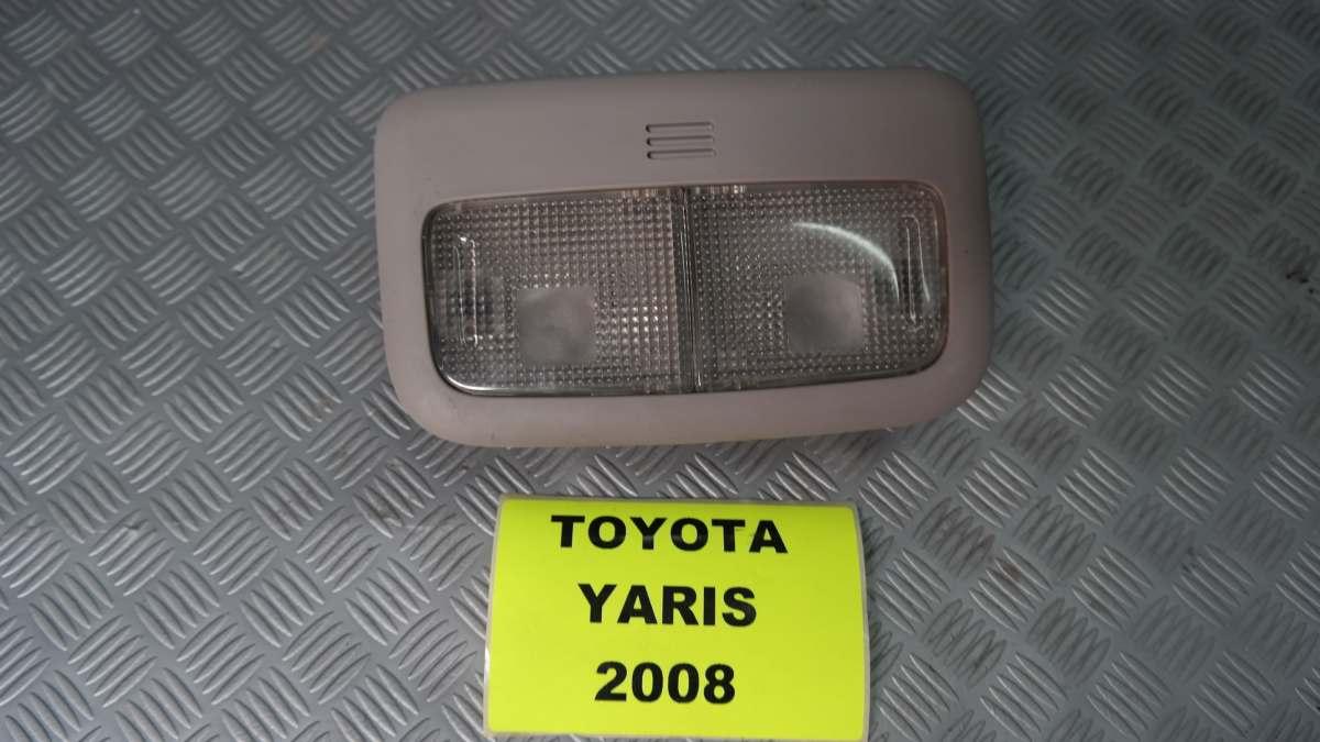 Toyota yaris luce interna