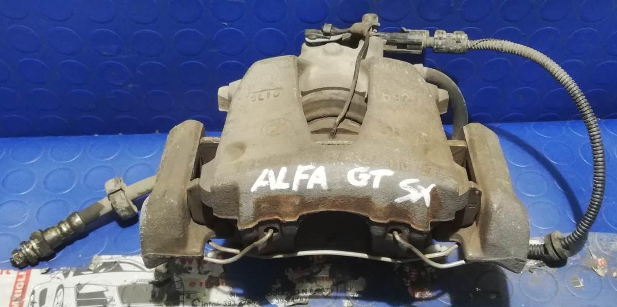 PINZA FRENO ANT SX ALFA ROMEO GT 1.9 JTD 77365071GT<br /><br /><br />