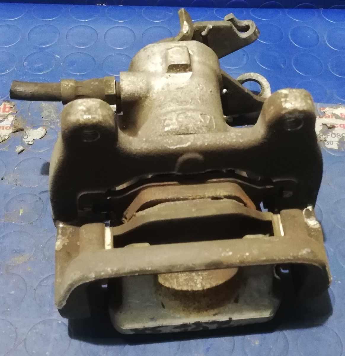 PINZA FRENO POST SX ALFA ROMEO GT 1.9 JTD 77364538<br /><br /><br />