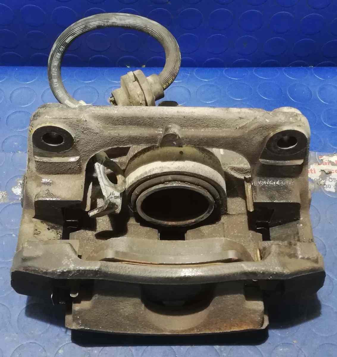 PINZA FRENO ANT SX RENAULT SCENIC 1.9 CDI 7701065278<br /><br /><br />