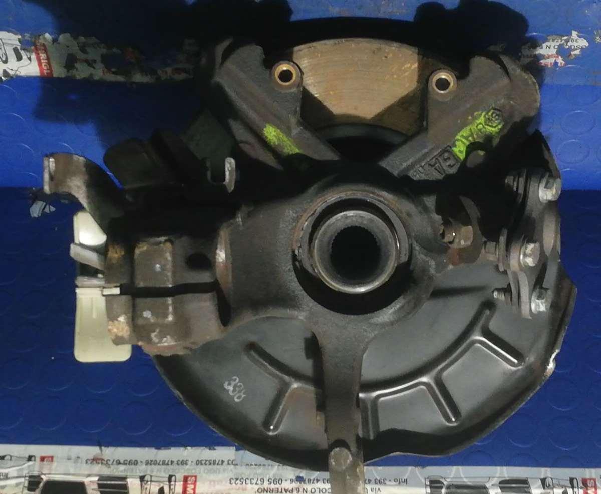 MONTANTE SX VOLKSWAGEN POLO 1.4 BZ 6Q0407255AC<br /><br /><br />