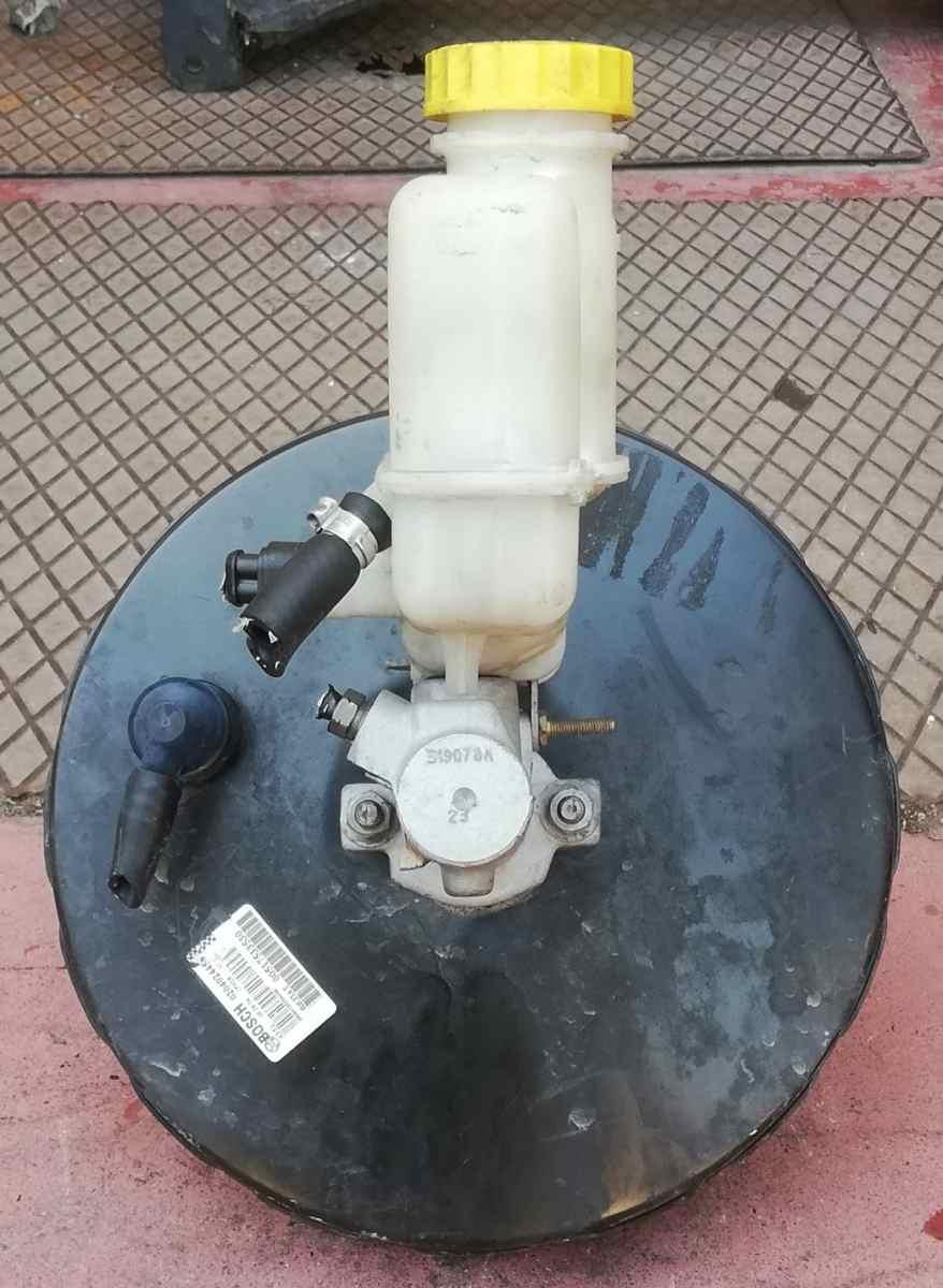 POMPA SERVOFRENO FIAT STILO 1.9 MJT 0204024458<br /><br /><br /><br />