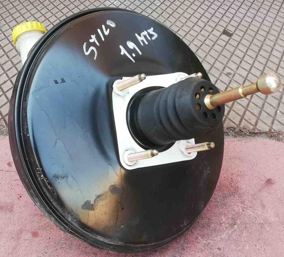 POMPA SERVOFRENO FIAT STILO 1.9 MJT 0204024458<br /><br /><br /><br />