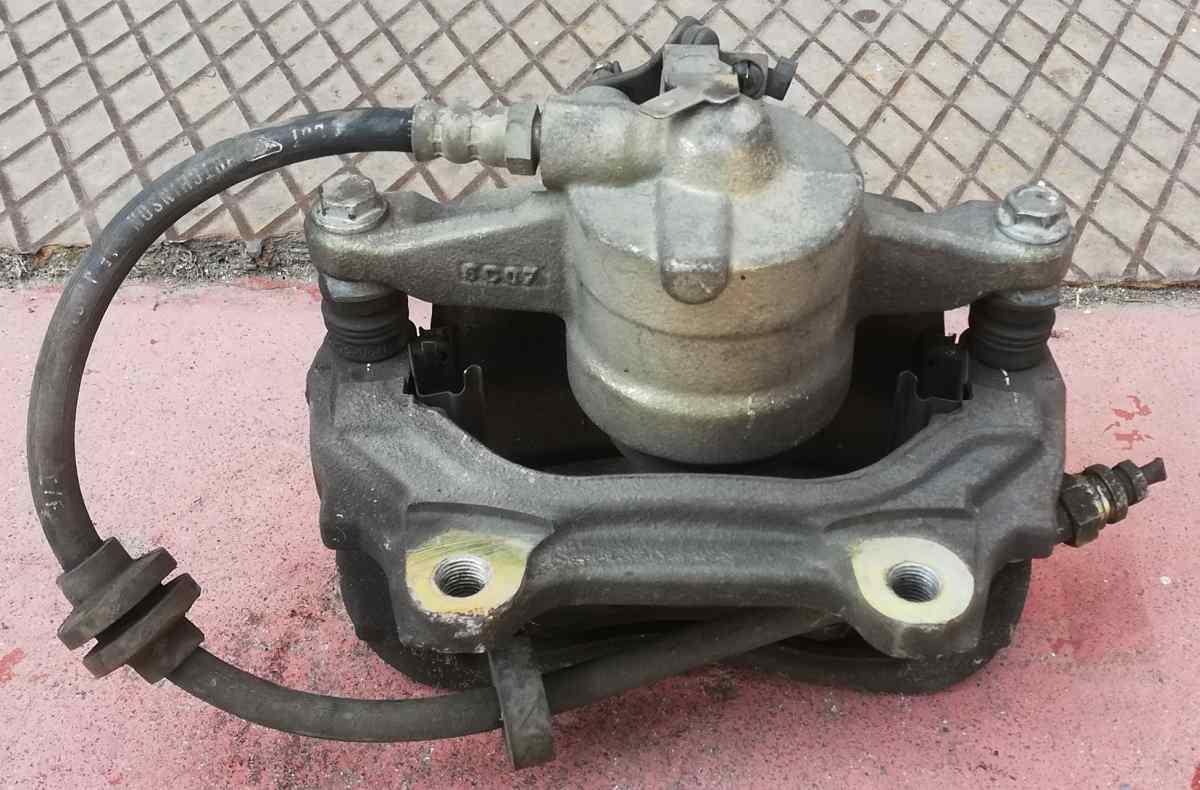 PINZA FRENO ANT SX FIAT MULTIPLA 1.6 BZ 77362744M<br /><br /><br />